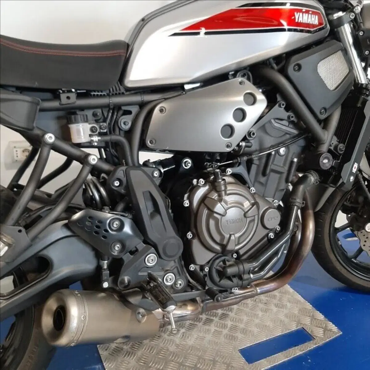 Yamaha XSR 700 ABS (2016 - 20) (9)