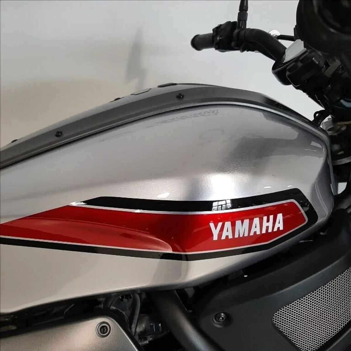 Yamaha XSR 700 ABS (2016 - 20) (10)
