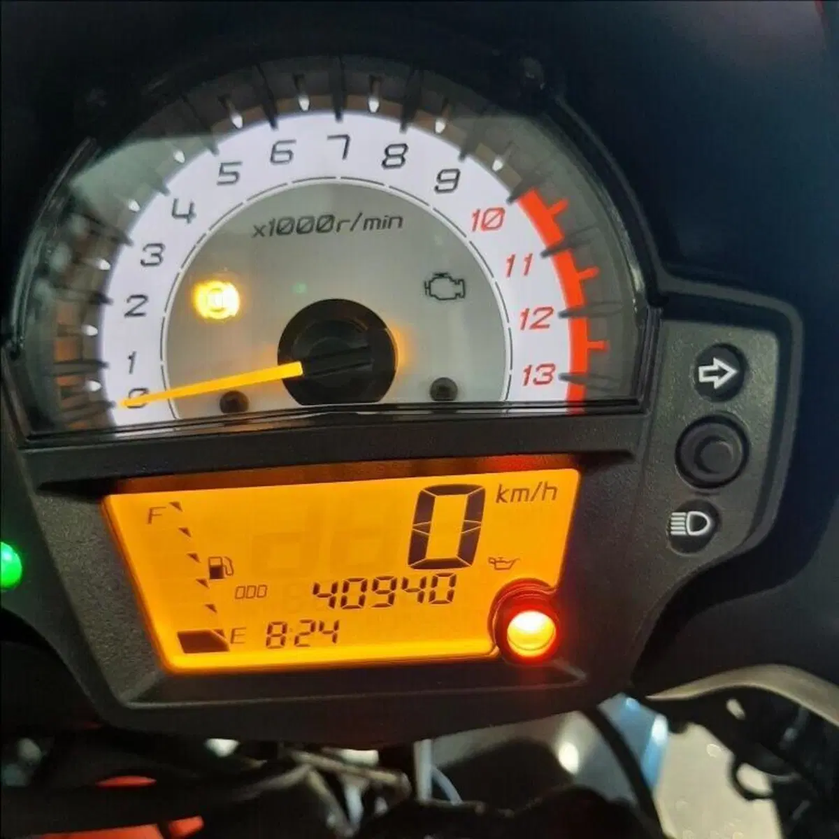 Kawasaki Versys 650 ABS (2015 - 16) (12)