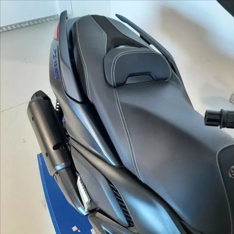 Yamaha X-Max 300 (2021 - 24) (10)
