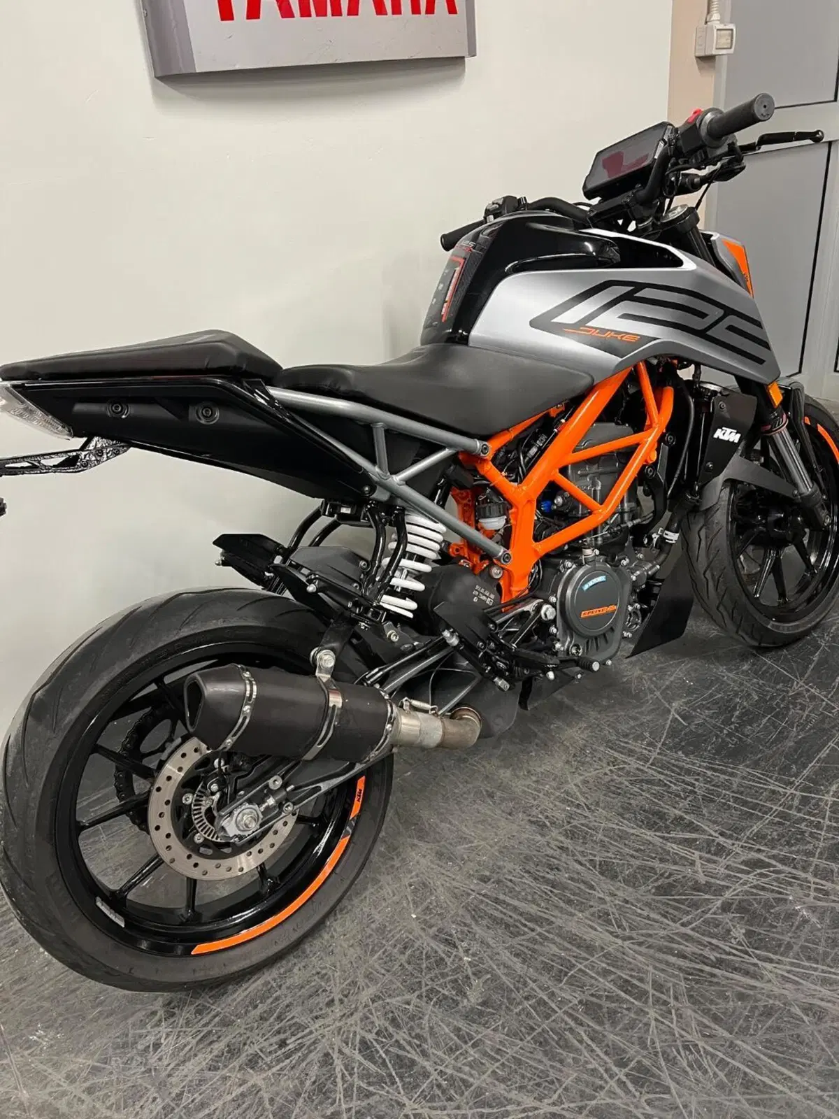 KTM 125 Duke (2021 - 23) (4)