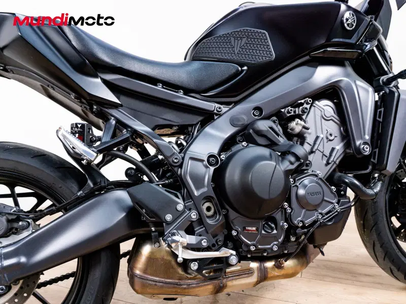 Yamaha MT-09 Y-AMT (2024 - 26) (3)