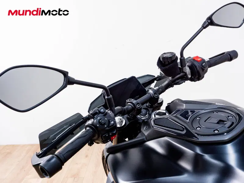 Yamaha MT-09 Y-AMT (2024 - 26) (9)