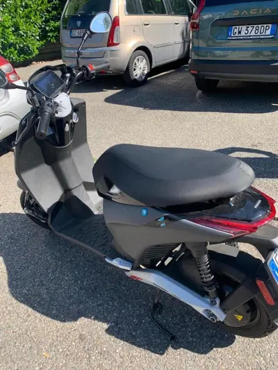 Piaggio 1 Active (2022 - 26) usata