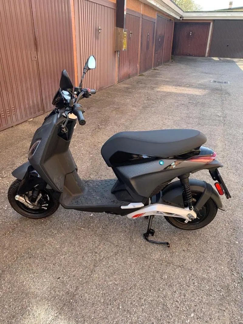 Piaggio 1 Active (2022 - 26) (5)