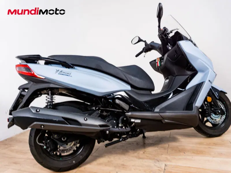 Kymco X-Town 300i (2025 - 26) (3)