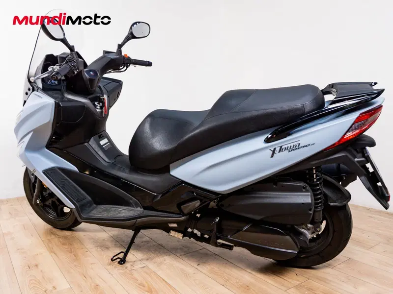 Kymco X-Town 300i (2025 - 26) (7)