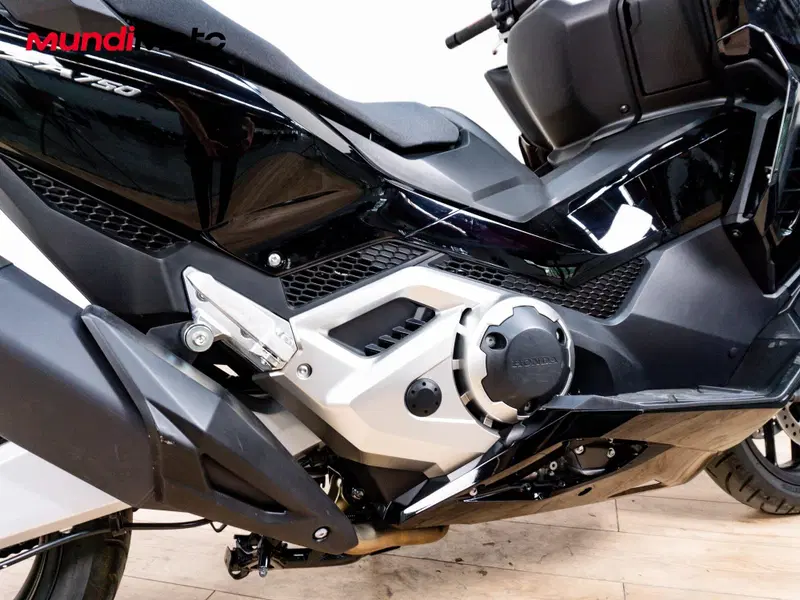 Honda Forza 750 DCT (2021 - 24) (4)
