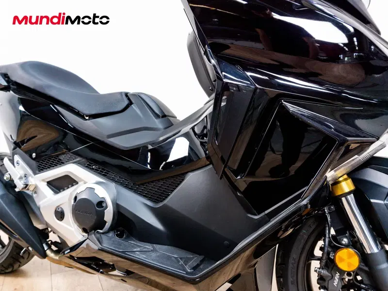 Honda Forza 750 DCT (2021 - 24) (5)