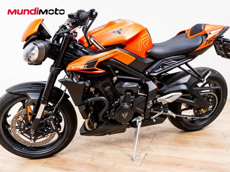 Triumph Street Triple 765 R (2023 - 26) (8)
