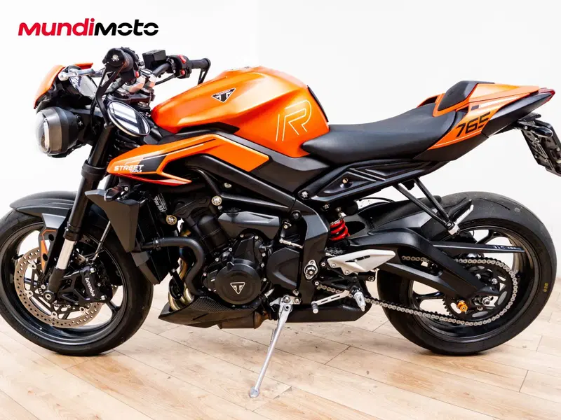 Triumph Street Triple 765 R (2023 - 26) (6)