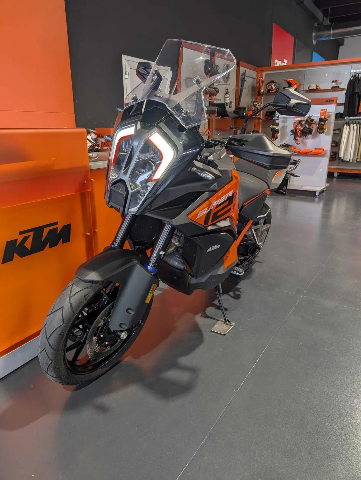 KTM 1290 Super Adventure S (2022 - 25) (3)