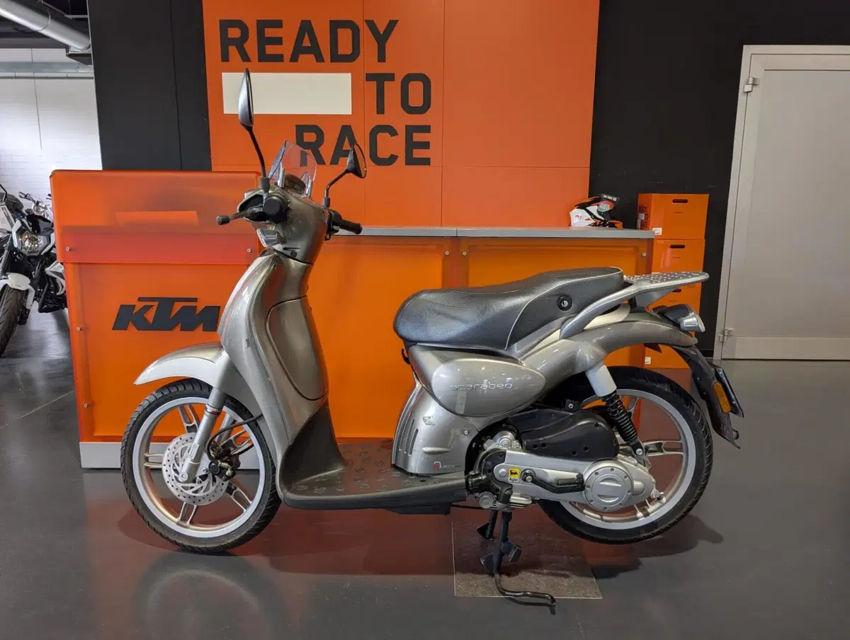 Aprilia Scarabeo 50 4t 4V (2009 - 17) (4)