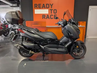 Yamaha X-Max 400 Tech Max (2020) usata