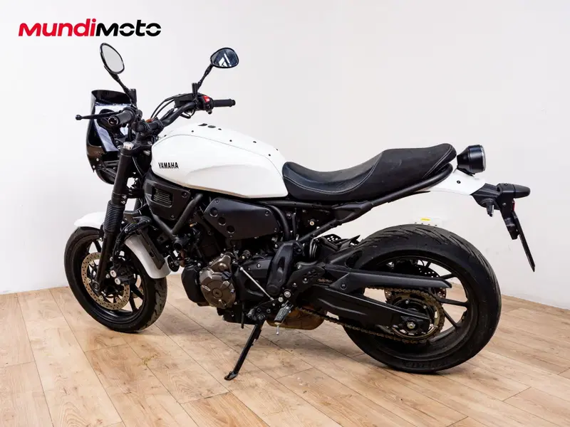 Yamaha XSR 700 (2021) (5)