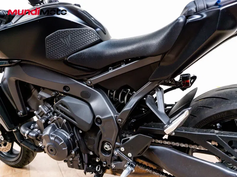 Yamaha MT-09 Y-AMT (2024 - 26) (10)