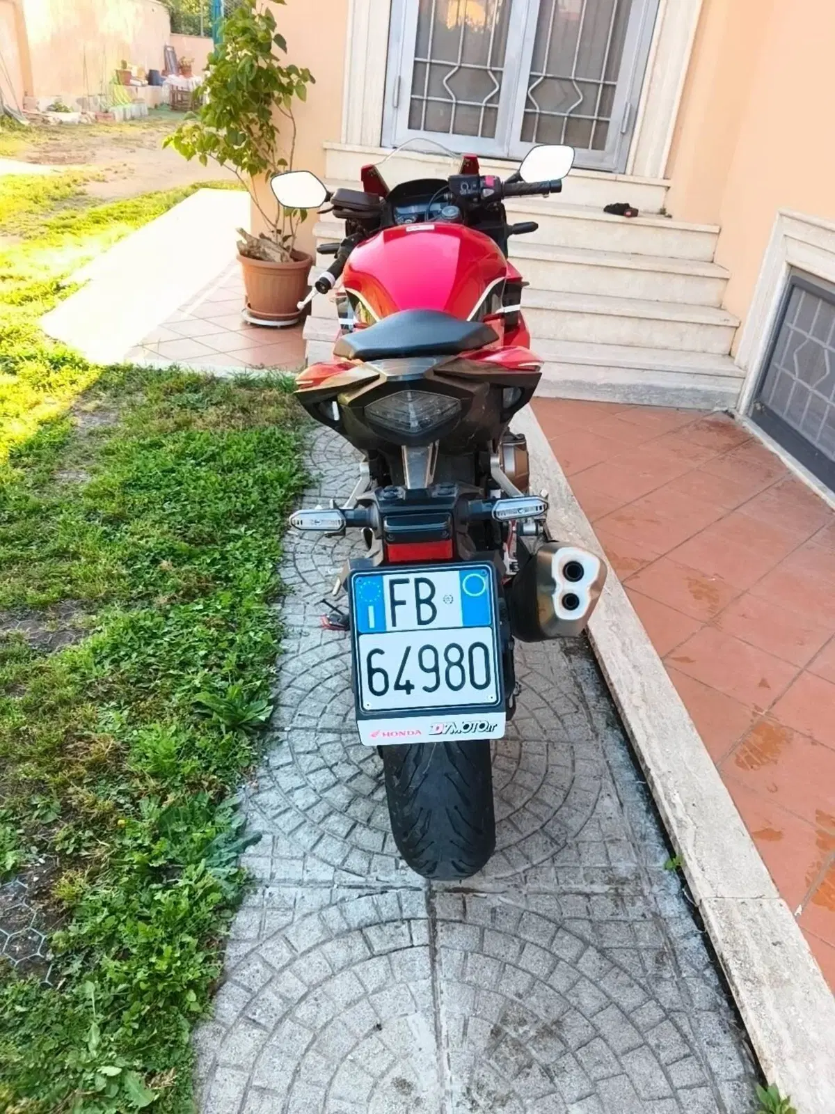 Honda CBR 500 R (2022 - 23) (4)