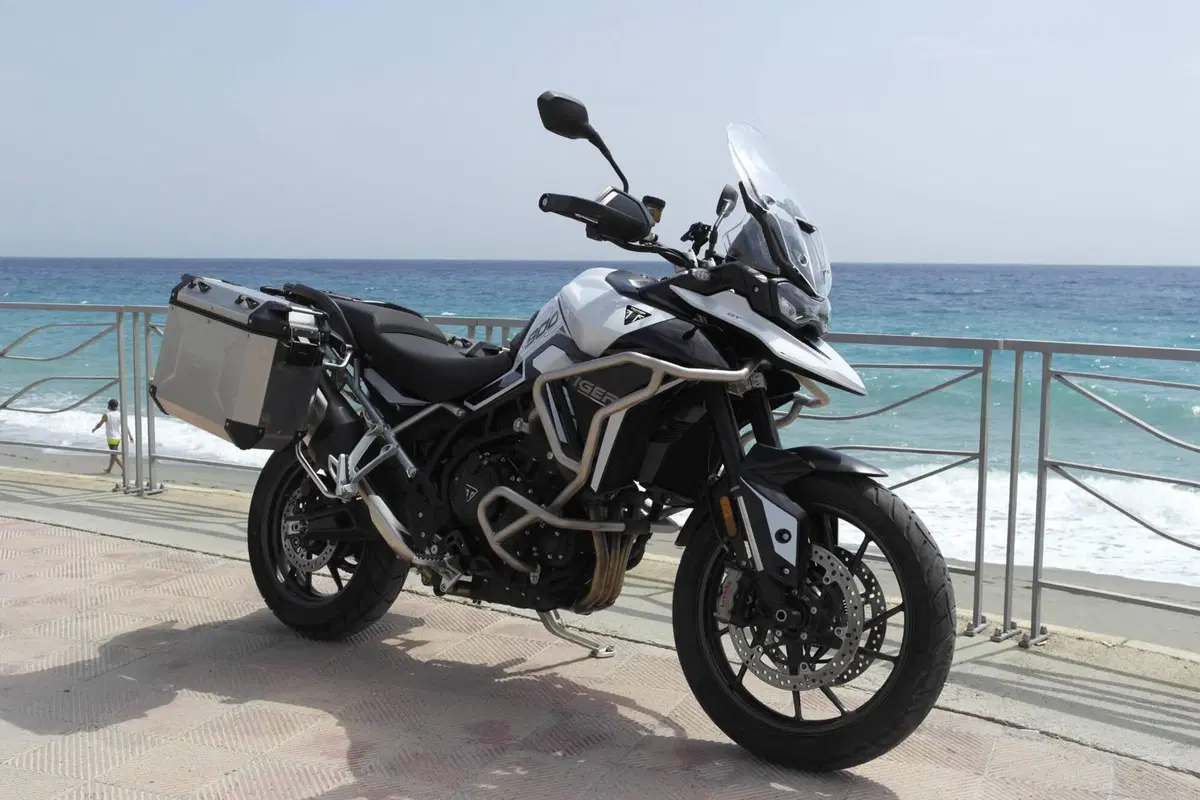 Triumph Tiger 900 GT (2024 - 26) (2)