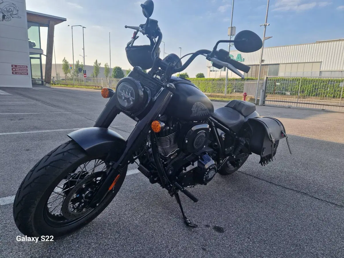 Indian Chief 1890 Bobber Dark Horse (2021 - 26) (2)