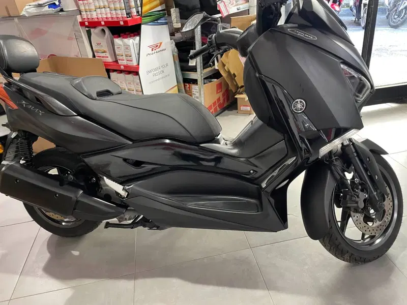 Yamaha X-Max 300 Tech Max (2020) (3)