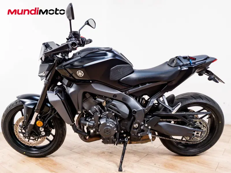 Yamaha MT-09 Y-AMT (2024 - 26) (6)