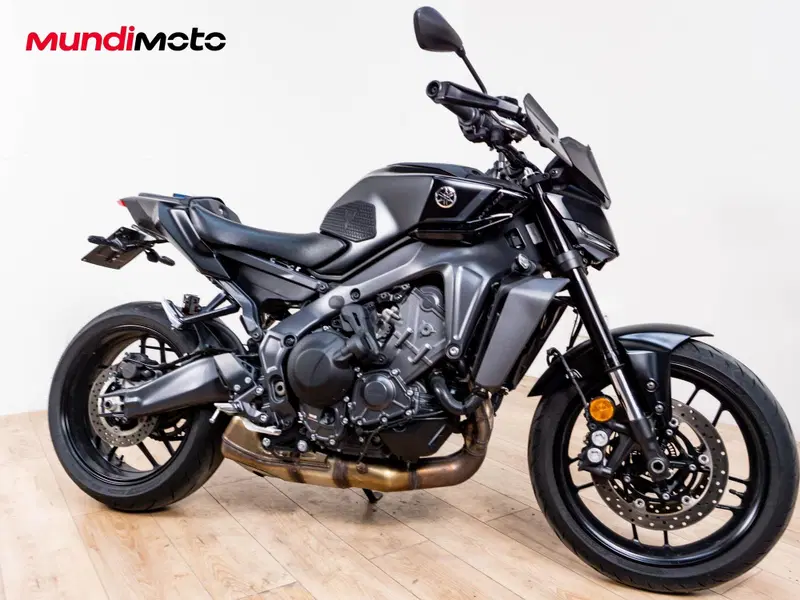 Yamaha MT-09 Y-AMT (2024 - 26) (2)
