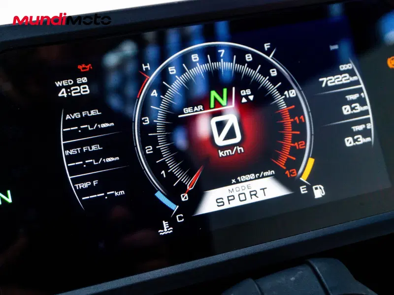 Yamaha Niken 890 GT (2023 - 26) (12)