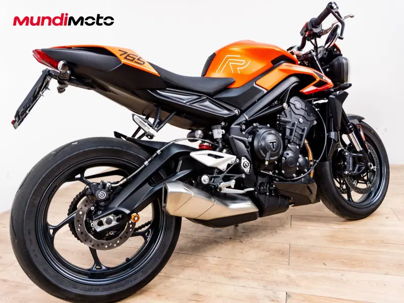 Triumph Street Triple 765 R (2023 - 26) (3)
