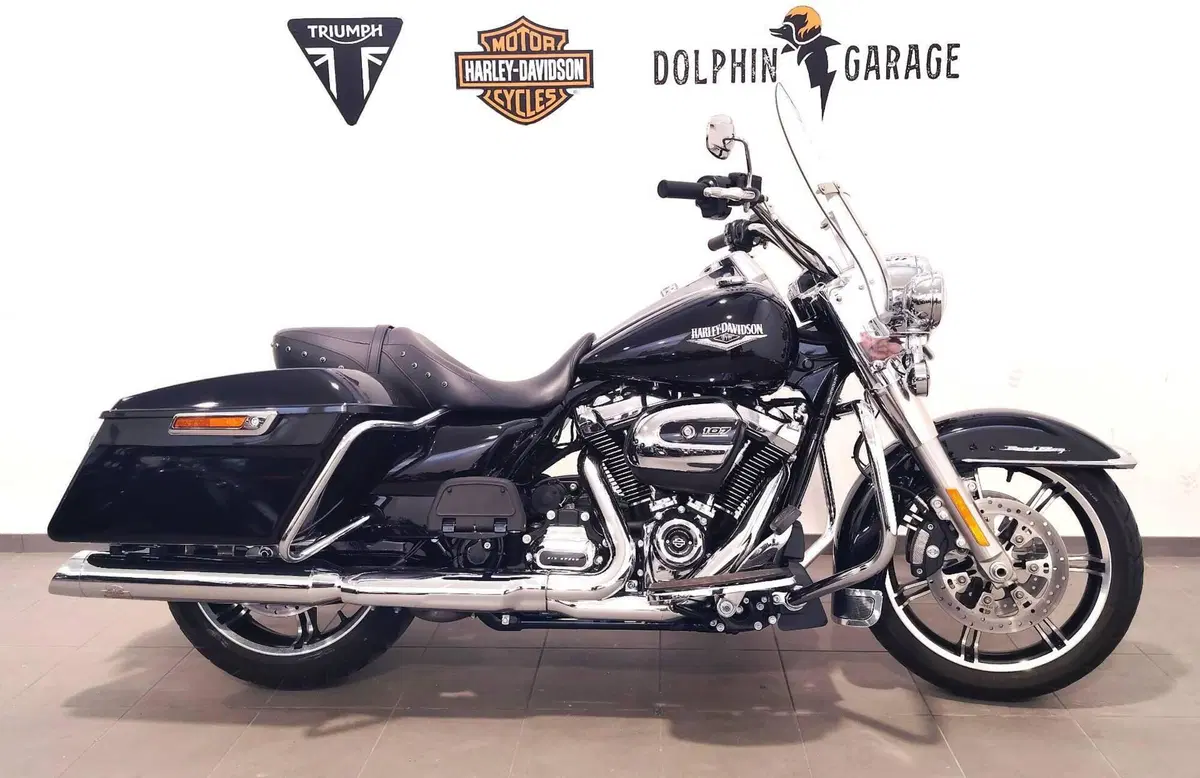 Harley-Davidson 107 Road King Classic (2019 - 20) - FLHRC (2)