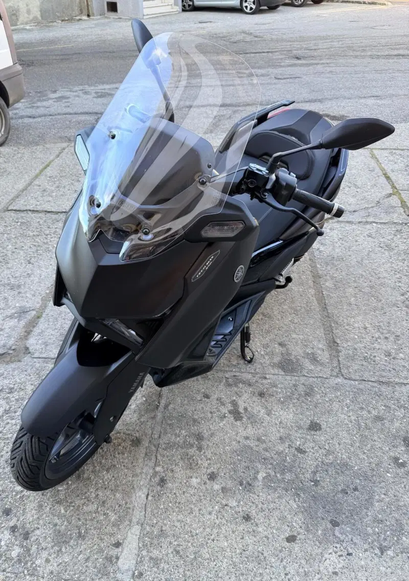 Yamaha X-Max 300 Tech Max (2025 - 26)