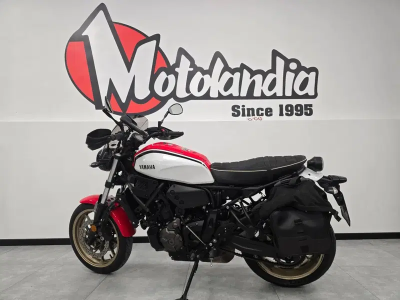 Yamaha XSR 700 XTribute (2021) (3)