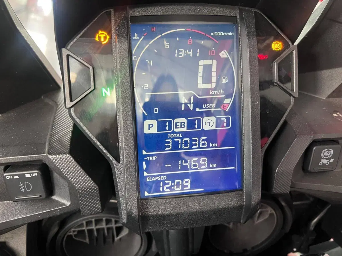 Honda Africa Twin CRF 1000L Adventure Sports DCT (2018 - 19) (8)