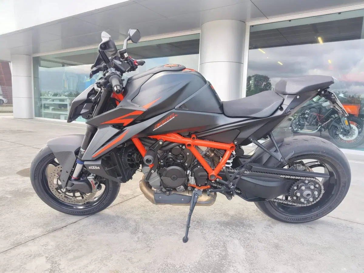 KTM 1390 Super Duke R EVO (2024 - 26) (6)