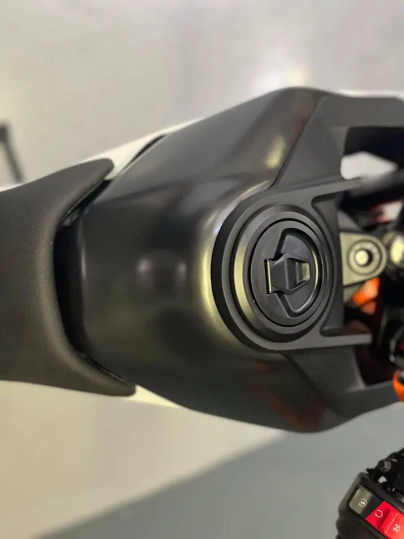KTM 390 Adventure R (2025 - 26) (8)
