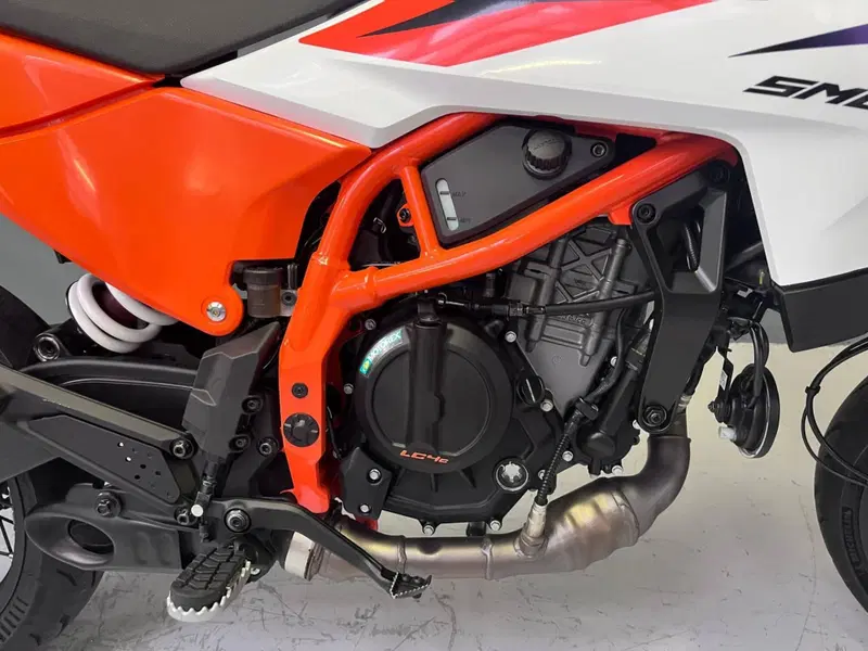 KTM 390 SMC R (2025 - 26) (5)