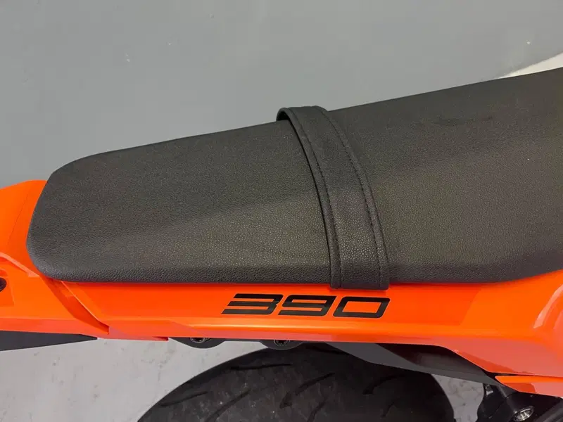 KTM 390 SMC R (2025 - 26) (9)