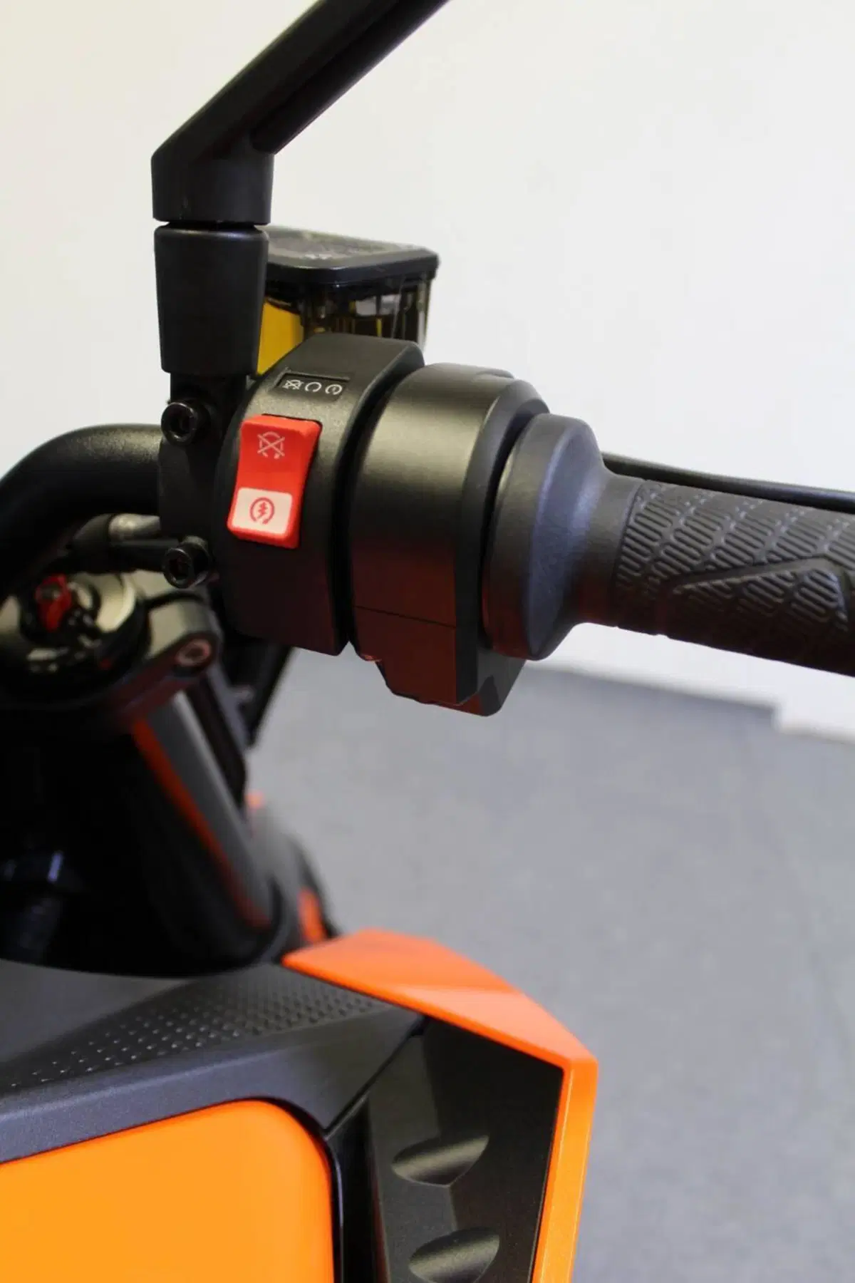KTM 990 Duke (2024 - 26) (11)