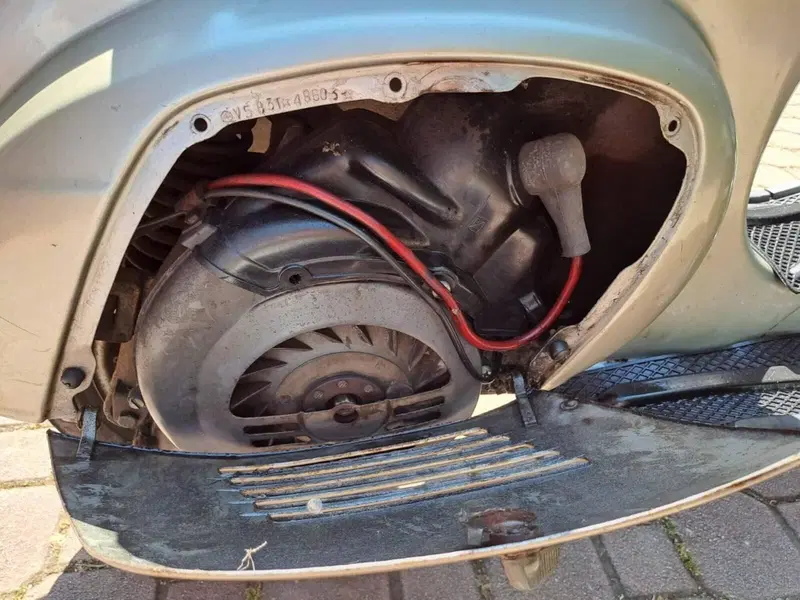 Piaggio Vespa 50 Special (7)