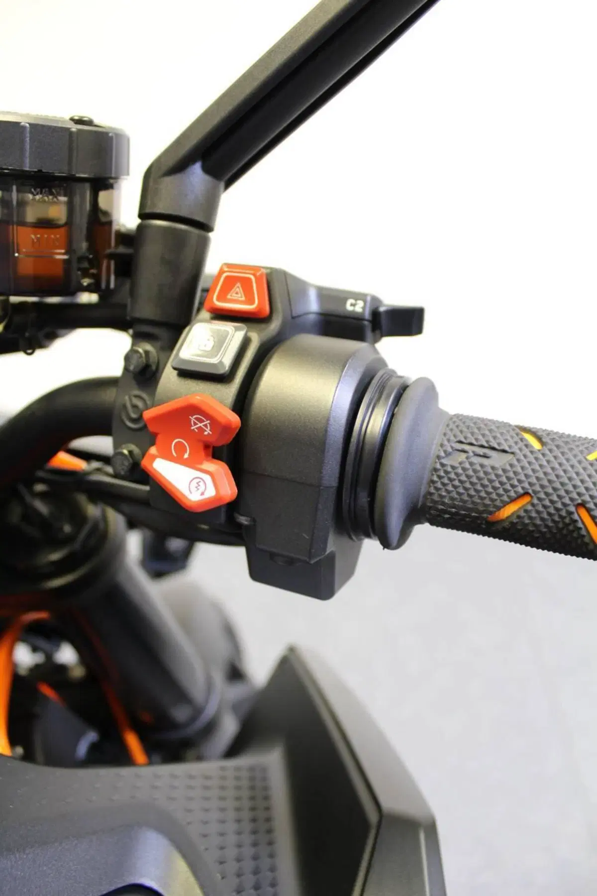 KTM 1390 Super Duke R (2024 - 26) (11)