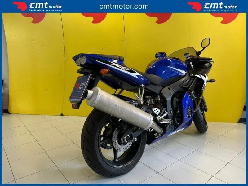 Yamaha YZF R6 (2003 - 04) (4)