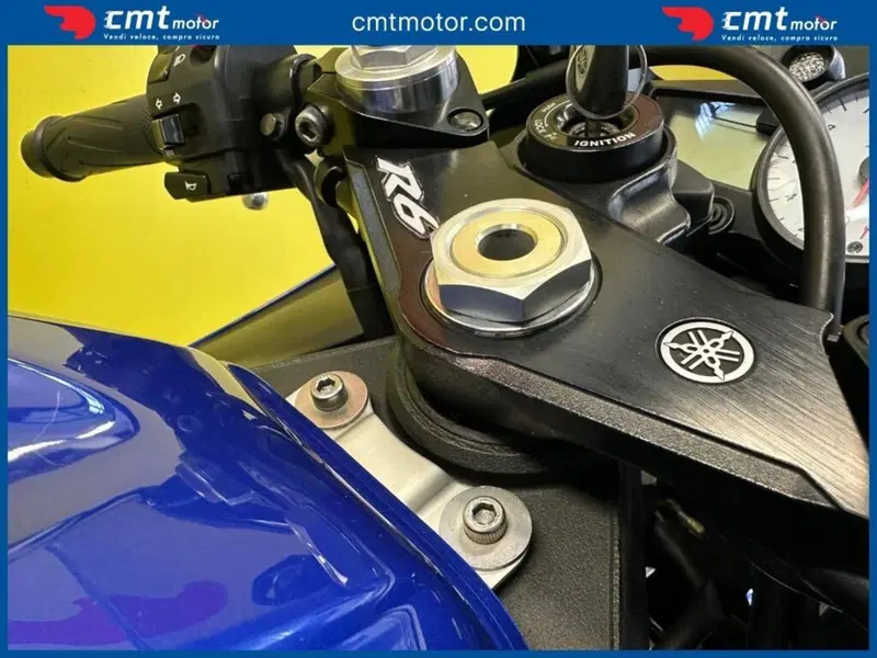 Yamaha YZF R6 (2003 - 04) (8)