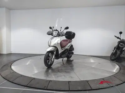 Piaggio Beverly 350 ABS (2016 - 20) usata