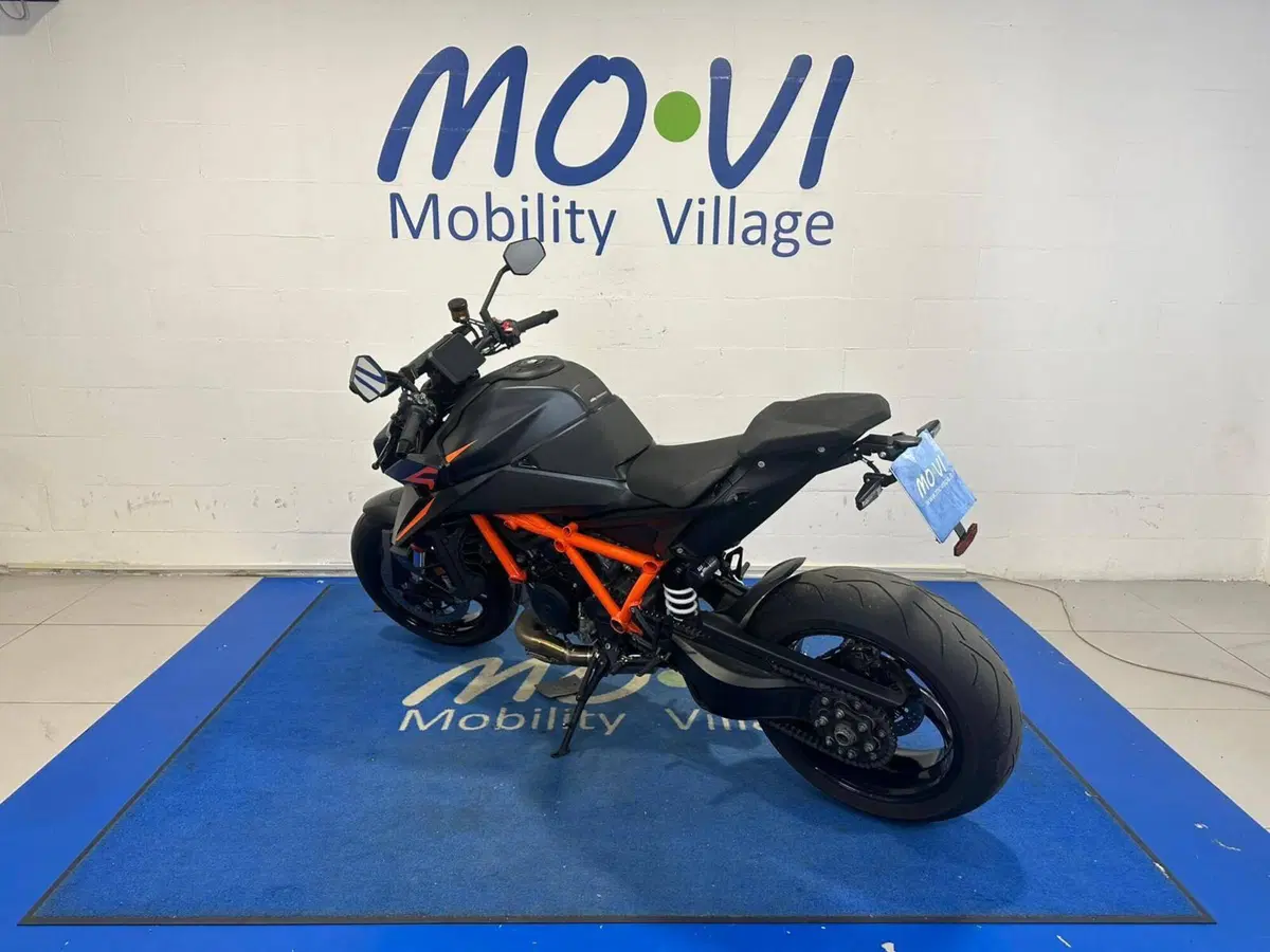 KTM 1390 Super Duke R (2024 - 26) (5)