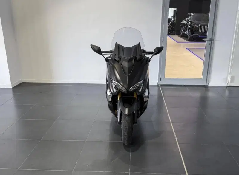 Yamaha T-Max 530 Iron Max (2014 - 17)