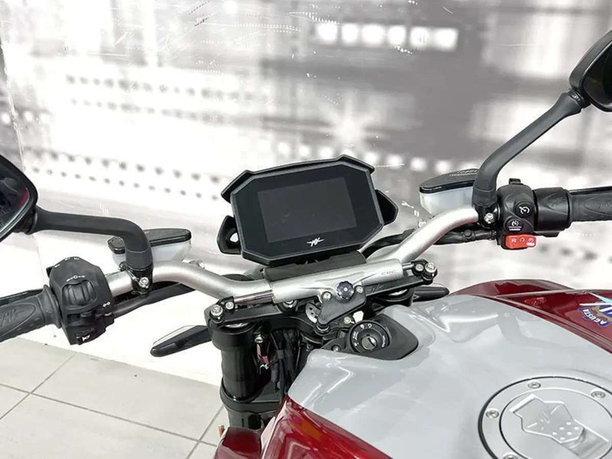 MV Agusta Brutale 800 RR (2021 - 25) (6)
