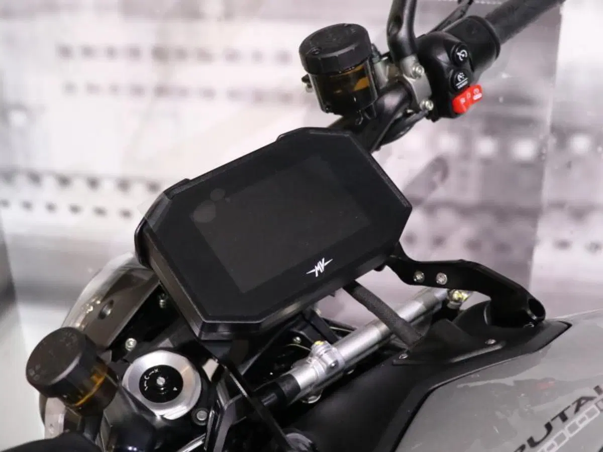 MV Agusta Brutale 1000 RS (2022 - 26) (6)