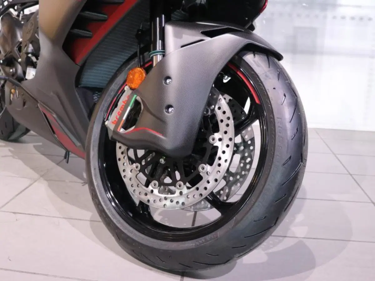 MV Agusta F3 800 RR (2022 - 25) (9)