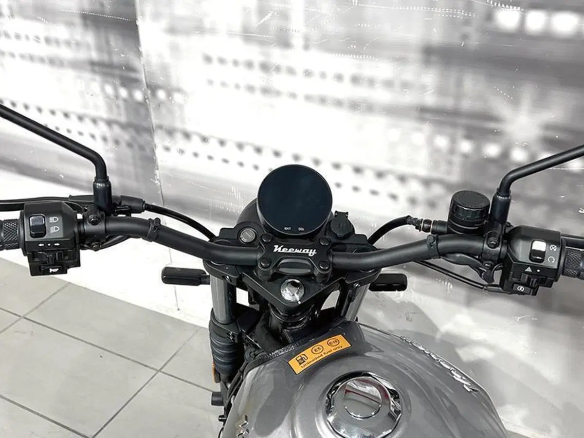Keeway Motor X-Light 125 (2023 - 26) (6)