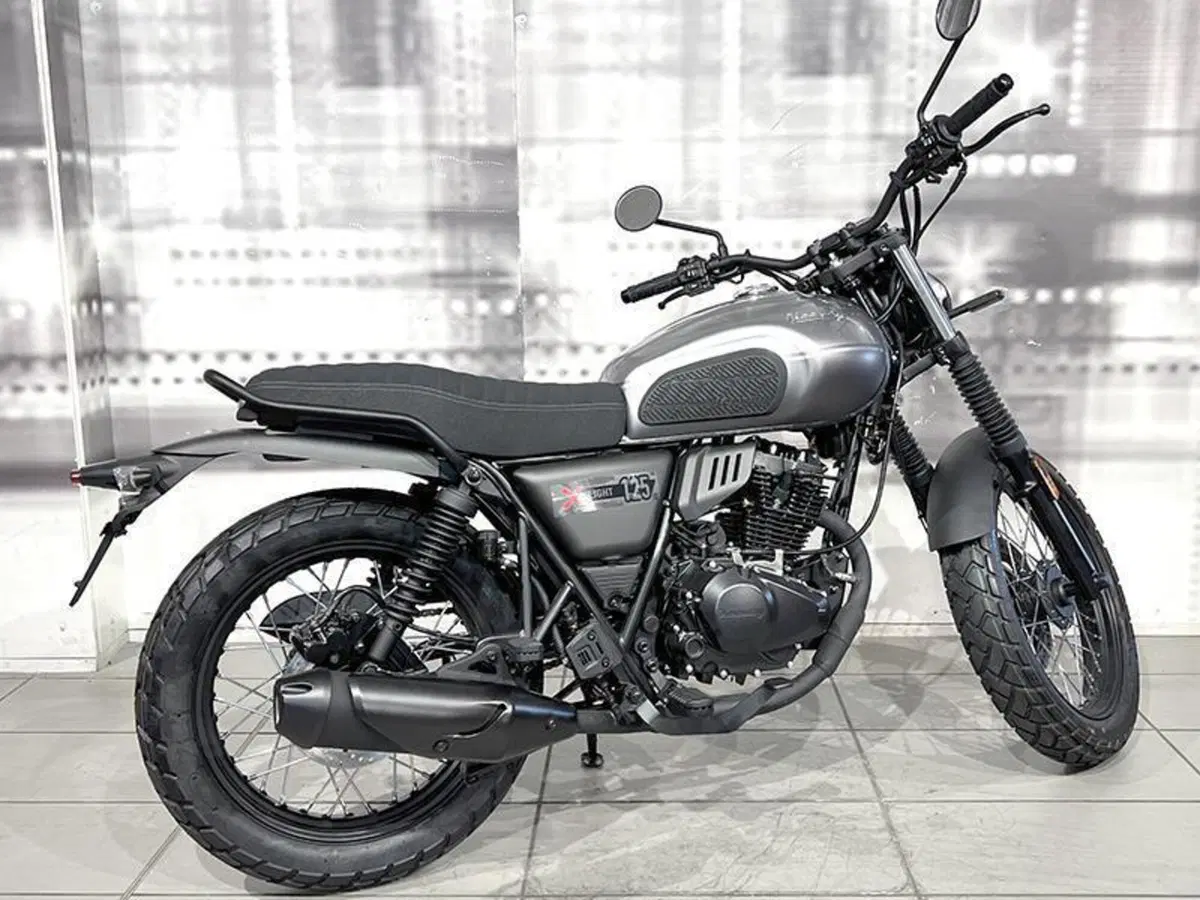 Keeway Motor X-Light 125 (2023 - 26) (8)