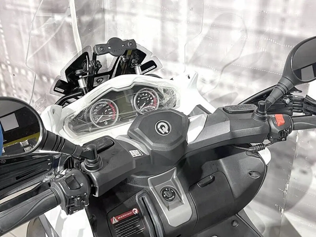 Quadro QV3 350 (2018 - 19) (6)